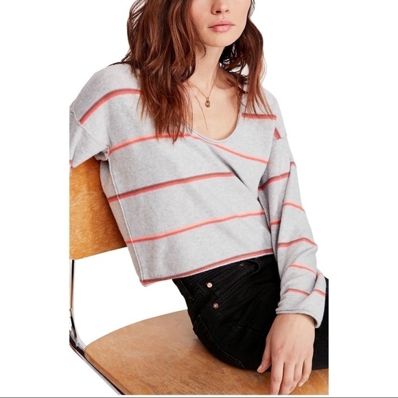 Free People Make You Mine Sweater in Grey Stripe Combo - NWT - Sz. Large - Picture 3 of 12